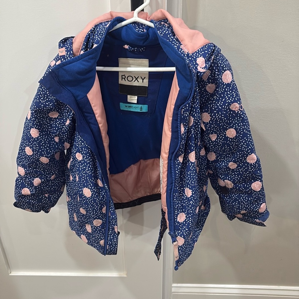 Roxy ski jacket.  Size 4/5